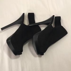 Pelle Moda Black Suede Peep Toe Heels